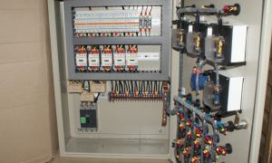 Instalasi Panel daya